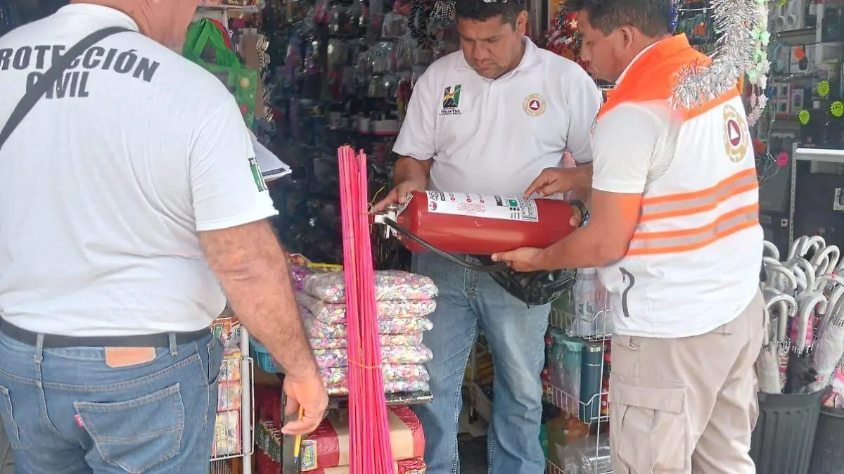 protección civil Huixtla en operativo